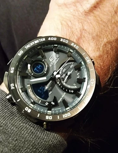 Casio Edifice Montre ECB-900MDC-1A