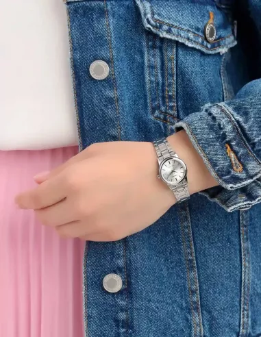 Casio Montre Femmes LTP-V002D-7AUDF