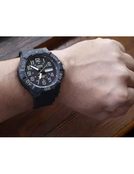 Casio Montre Homme MRW-210H-1AVDF