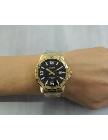 Casio Montre Hommes MTP-VD01G-1BVUDF